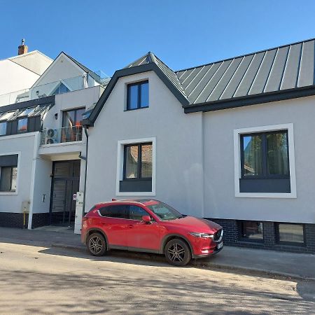Mandarin Premium Apartments Тыргу-Муреш Экстерьер фото